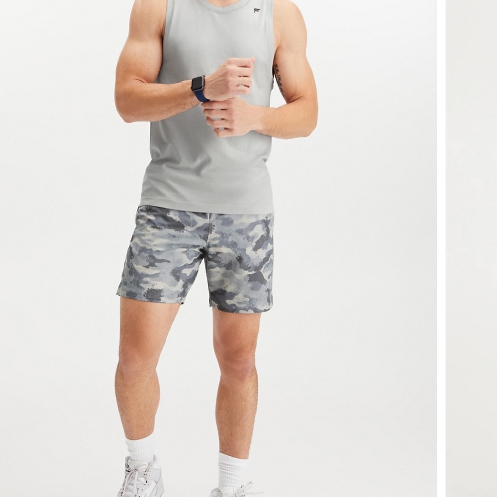 fabletics - men’s shorts